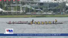 Sôi nổi đua ghe mừng Quốc khánh trên sông Hương