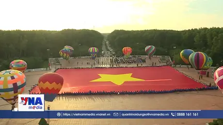 Lễ chào cờ đặc biệt ở Đất Mũi