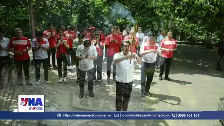Đội tuyển Điền kinh quốc gia dâng hương tưởng niệm các vua Hùng
