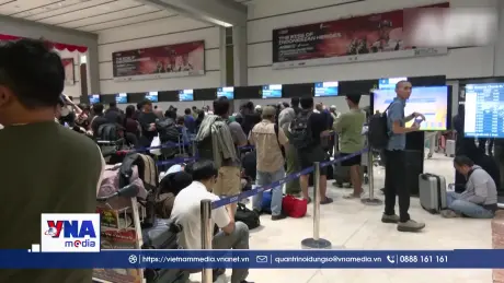 Hoạt động hàng không tại Indonesia gián đoạn do tro bụi