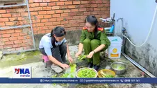 Khi Công an xã là cha mẹ nuôi của trẻ mồ côi