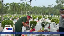 Cất bốc, tiễn đưa hai hài cốt liệt sĩ về quê an táng