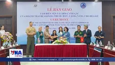 Bàn giao hiện vật doanh trại Reasoner cho Hoa Kỳ