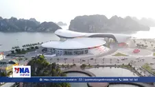Những nụ cười cống hiến