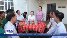 Bàn giao nhà cho con người hoạt động kháng chiến bị nhiễm chất độc hóa học