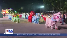 Lung linh Lễ hội Ánh sáng biên cương
