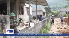 Lào Cai tăng tốc thi công làm đường giao thông nông thôn