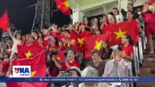Sắc đỏ rực sáng tiếp lửa U23 Việt Nam
