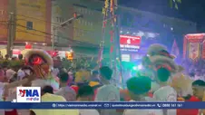 Rộn ràng những đoàn múa lân xuống phố