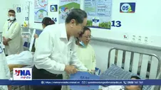 Chủ tịch Quốc hội thăm bệnh nhi ở Bệnh viện Nhi đồng 1