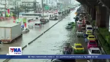 Thái Lan hỗ trợ du khách trong vùng lụt Bangkok