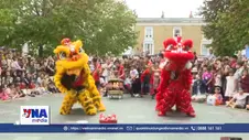 Sợi chỉ nối những mùa trăng của người Việt trên đất Anh