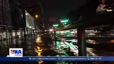 Mưa lớn giờ tan tầm, nhiều tuyến đường TP Hồ Chí Minh ngập sâu