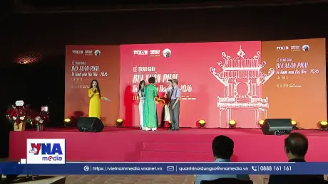 Giải thưởng Bùi Xuân Phái - Vì tình yêu Hà Nội vinh danh nhà thơ Bằng Việt