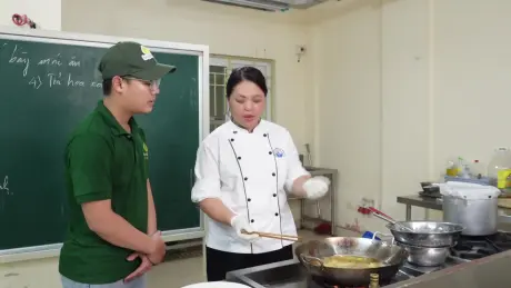 Tái sử dụng dầu ăn thế nào để bảo vệ sức khỏe?
