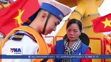 Cuộc hội ngộ bất ngờ giữa sóng nước trùng khơi