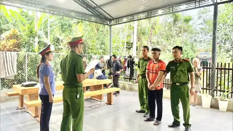 Khởi tố, bắt tạm giam đối tượng liên quan vụ gây rối tại quán bia