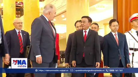 Thường trực Ban Bí thư Trần Cẩm Tú tiếp Đoàn Đảng Công nhân Hungary