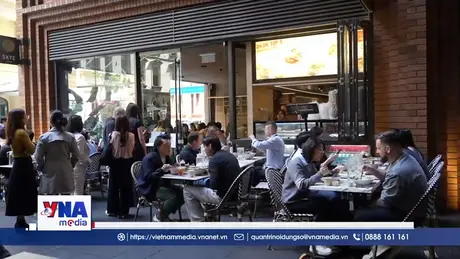 Bỏ phụ phí quẹt thẻ: Người mua nhẹ gánh – doanh nghiệp thêm áp lực