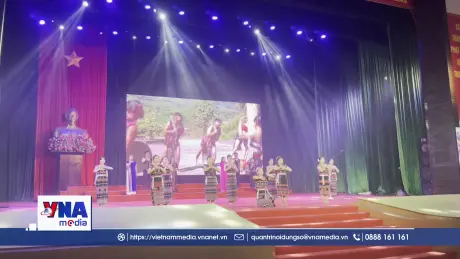 Rộn ràng Liên hoan nghệ thuật “Bài ca Đại đoàn kết”