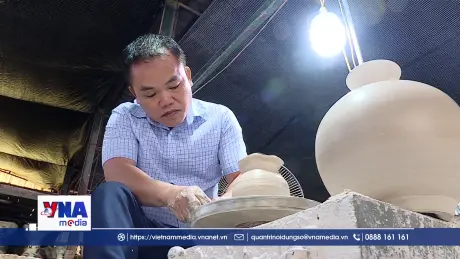 Người “giữ lửa” làng nghề gốm đất Thăng Long