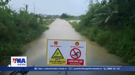 Mưa lớn gây ngập ngầm tràn, sạt lở công trình giao thông