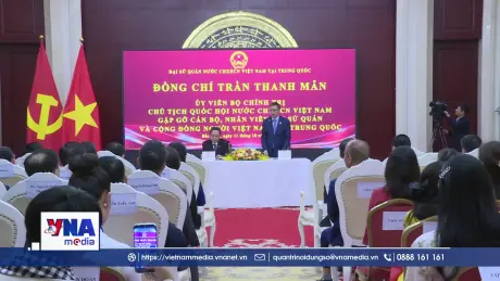 Chủ tịch Quốc hội Trần Thanh Mẫn gặp gỡ cộng đồng người Việt tại Trung Quốc