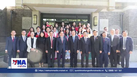 Phó Thủ tướng Lê Tiến Châu thăm và làm việc tại Đại học Thanh Hoa