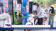 Đề xuất công khai giá xăng dầu trước khi điều chỉnh ít nhất 30 phút