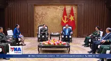 Việt Nam luôn dành ưu tiên cao nhất cho quan hệ với Lào