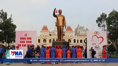 TP. Hồ Chí Minh tổ chức lễ cưới tập thể cho 52 cặp đôi công nhân
