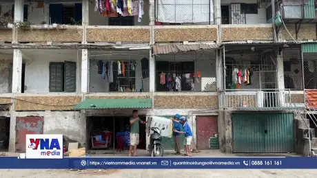 Chung cư 50 năm rệu rã, nhiều hộ dân vẫn chưa di dời