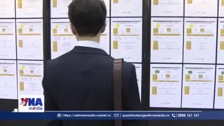 Nhiều sinh viên Hàn Quốc hoãn tốt nghiệp do lo ngại việc làm
