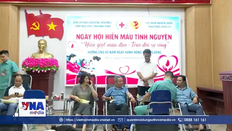 Sôi nổi Ngày hội hiến máu tại Ninh Bình