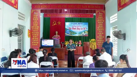 Ánh sáng số về làng