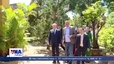 Thủ tướng Ba Lan Donald Tusk thăm phố cổ Hội An
