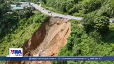 Thanh Hóa khẩn trương khắc phục sạt lở trên tuyến quốc lộ 15