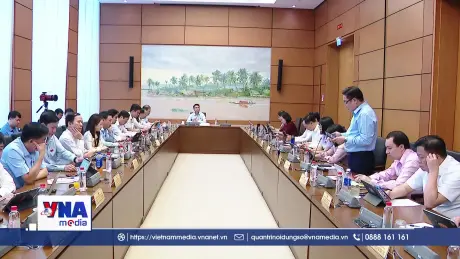 Sửa luật để Bảo vệ quyền tiếp cận biển của người dân.