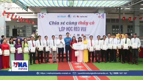 “Lớp học reo vui” nơi điểm trường vùng đồng bào Khmer