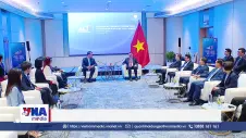 Thủ tướng Lê Minh Hưng tiếp Giám đốc điều hành WEF