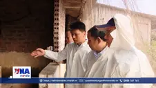 Chuyên gia quốc tế thăm trại chăn nuôi vững vàng giữa tâm dịch