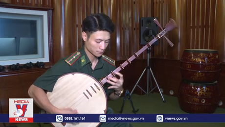 Người chiến sỹ có duyên với nhạc cụ dân tộc