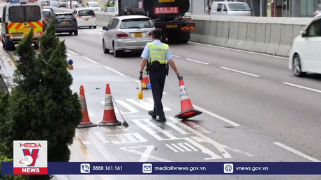 Hong Kong (Trung Quốc) nỗ lực khắc phục thiệt hại do mưa bão