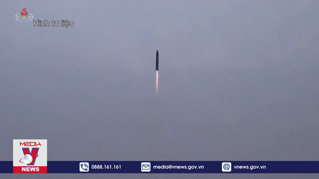 Triều Tiên phóng vật thể nghi là tên lửa đạn đạo